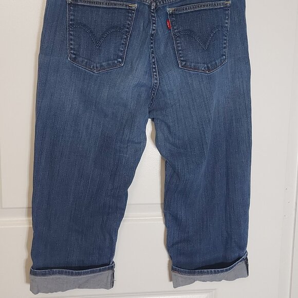 Levis 515 Capri with rolled hems - Picture 1 of 7